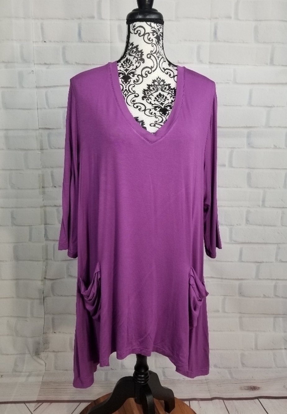 Logo womens long sleeve stretch knit popover top sz 1x pockets shark bit hem b14